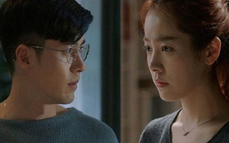 Chồng già bất ngờ đòi đi đổi gió, tôi lặng người nghe tiếng hổn hển ở phòng bên-1