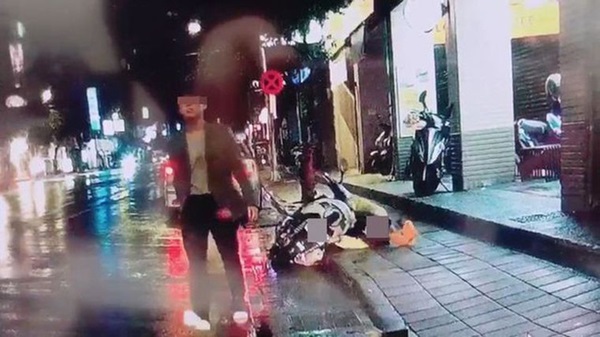 Cãi nhau với vợ vì không biết ăn gì cho bữa tối, người đàn ông tức giận cầm dao đâm chết người dưng đang đứng trên lề đường-3