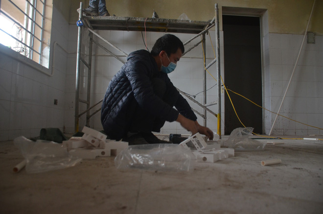 Chùm ảnh: Cận cảnh quá trình biến bệnh viện bỏ hoang ở Hà Nội thành khu cách ly dành cho 200 người-9