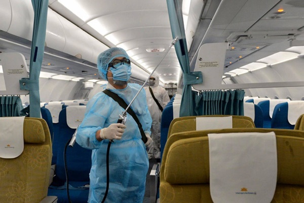 Hà Nội ghi nhận đôi nam nữ về từ Anh có 1 người nghi nhiễm Covid-19-2