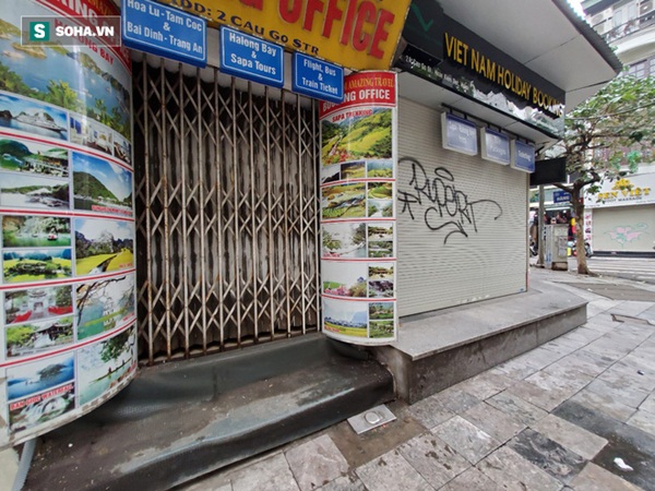 Căng mình” chống đỡ Covid-19 không thành, hàng loạt văn phòng tour ở Hà Nội đóng cửa-9