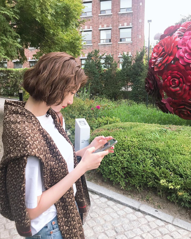 4 kiểu tóc ngắn nịnh mặt tròn: Không tin cứ thử xén”, bạn sẽ thấy mặt thon gọn, sang chảnh hẳn ra-2