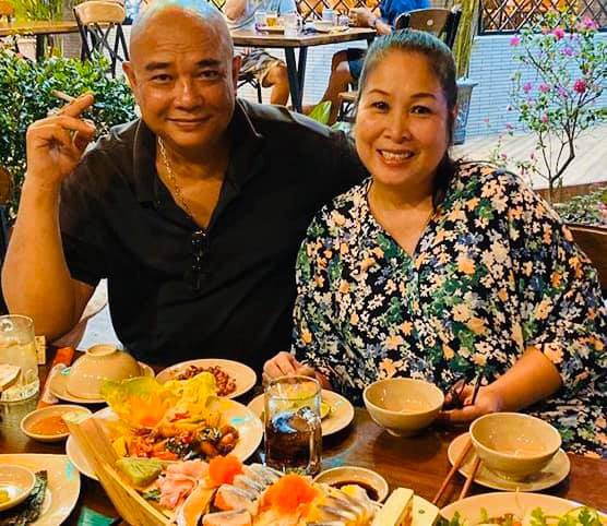 NSND Hồng Vân chúc mừng sinh nhật ông xã Lê Tuấn Anh bằng những hình ảnh cực hiếm trong hành trình gần 35 năm bên nhau-5