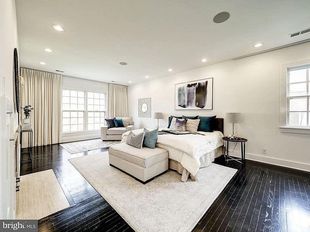 Cựu siêu mẫu Bằng Lăng lột xác biệt thự siêu sang tại Mỹ: Rộng 900m2, chẳng kém cạnh lâu đài ở Singapore-4