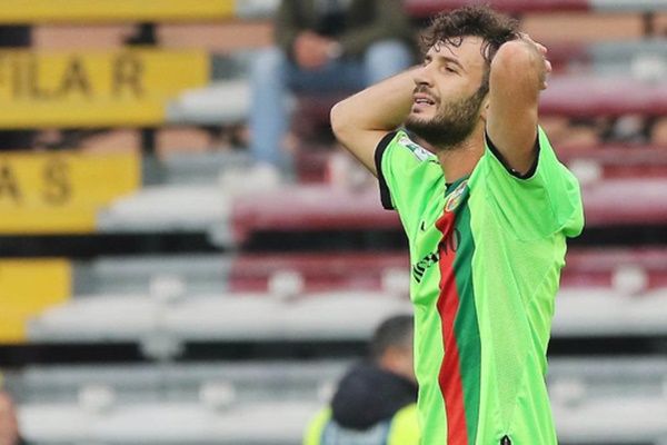 Đội bóng Thái Lan gồng mình chống Covid-19 sau khi phát hiện một HLV tụ tập đi xem quyền anh: Bài học nhãn tiền-6