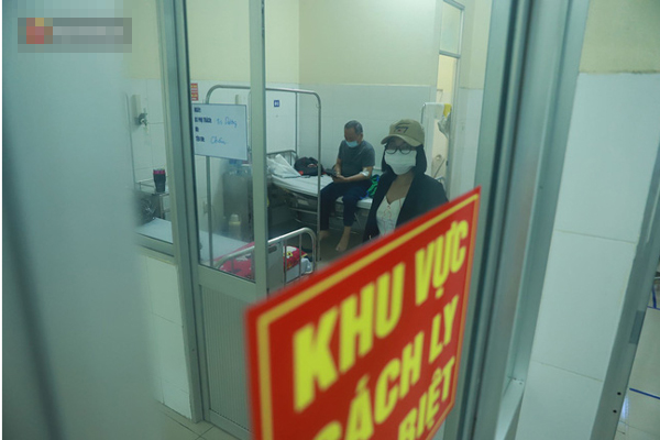 Cách ly trụ sở Công an phường Thảo Điền-2