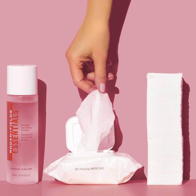 Ngoài việc bỏ qua kem chống nắng, không ngờ 4 lỗi làm đẹp sau cũng khiến chị em trông già trước tuổi-1