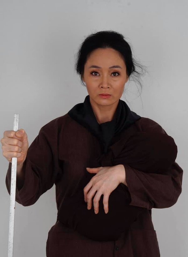 Nữ diễn viên xinh đẹp, chuyên đóng vai hoa hậu giờ ra sao?-9