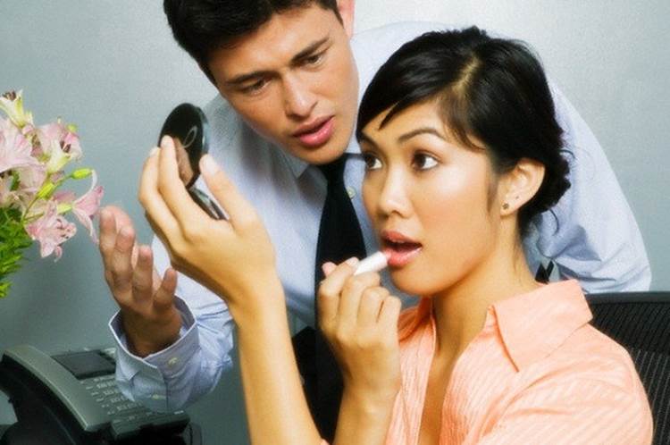 Vợ đầu tư gần 500 triệu vào phòng bếp nhưng mãi không thấy cô ấy nấu được một bữa, tôi thắc mắc thì nhận được cái nhướn mày kèm câu giải thích cực độ kinh ngạc-1