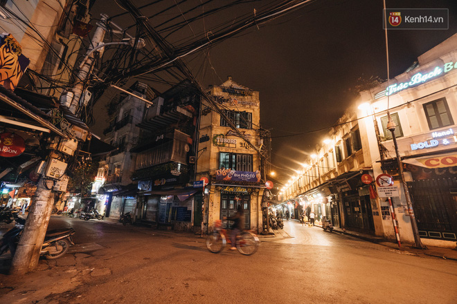 Hưởng ứng lời kêu gọi, hàng loạt hàng quán ở Hà Nội rủ nhau đóng cửa vô thời hạn để chống lại dịch Covid-19-3