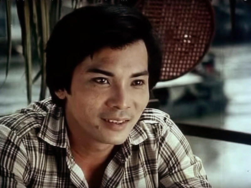 Thương Tín U70 lấy vợ kém 32 tuổi, ông hoàng màn ảnh cuối đời chật vật-3