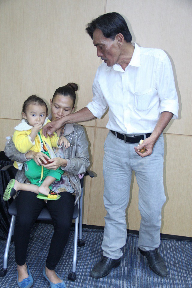 Thương Tín U70 lấy vợ kém 32 tuổi, ông hoàng màn ảnh cuối đời chật vật-5