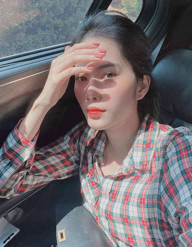 Nam Em xuất hiện với gương mặt hốc hác, chia sẻ tâm trạng tiêu cực liên quan đến chuyện tình cảm-2