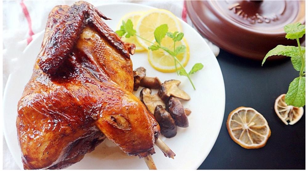 Nhà không có lò nướng mà tôi vẫn làm được món gà nướng cực đỉnh khiến cả nhà tròn mắt kinh ngạc-6