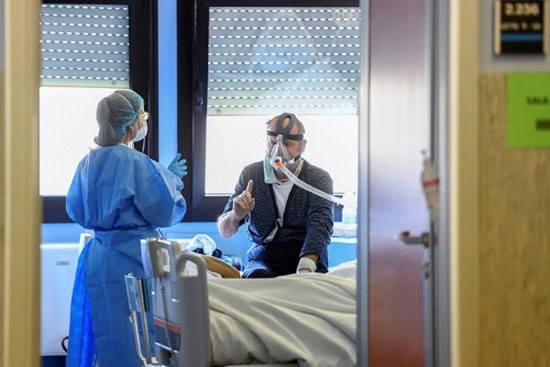 Italy có gần 800 ca tử vong vì virus một ngày, mức cao chưa từng có