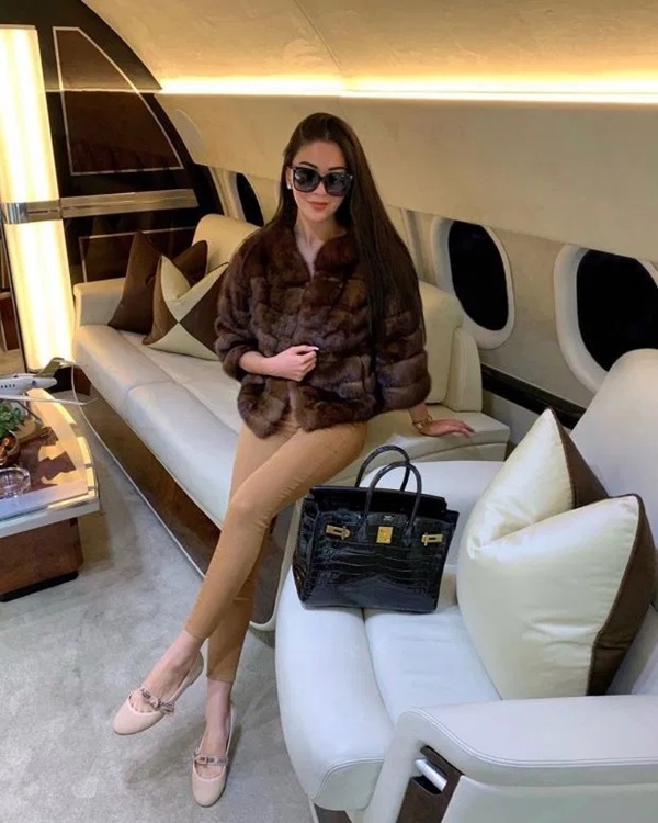 Giới siêu giàu bị lên án vì chạy xét nghiệm, ở nơi cách ly xa xỉ-2