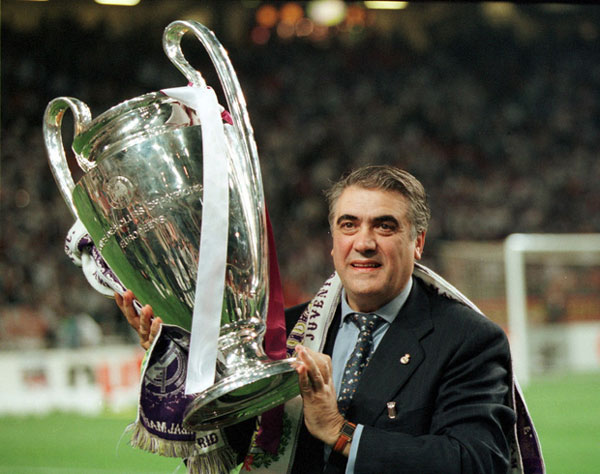 Cựu chủ tịch Real Madrid qua đời sau khi nhiễm Covid-19-1