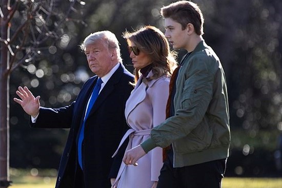 Quý tử Barron Trump cao gần 2m, đón sinh nhật tuổi 14 theo cách đặc biệt giữa thời điểm dịch Covid-19 lan rộng