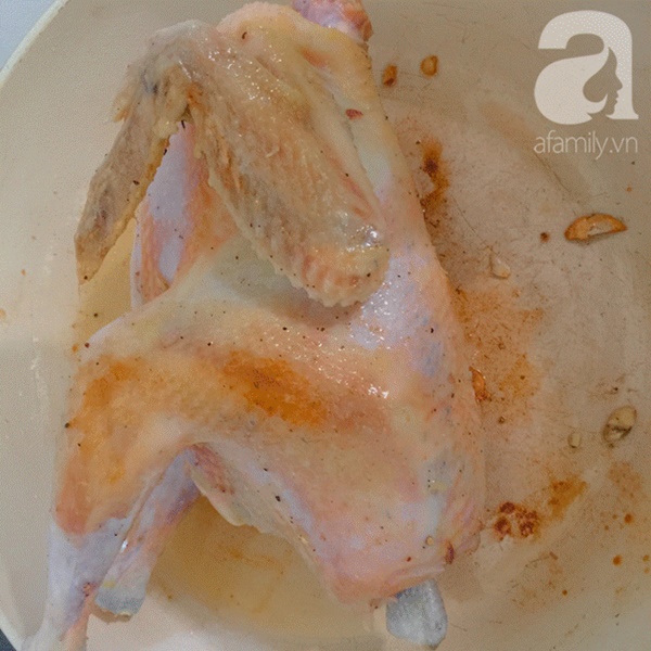 Bồi bổ sức khỏe phòng dịch bệnh với món gà hầm sen ngọt thơm-3