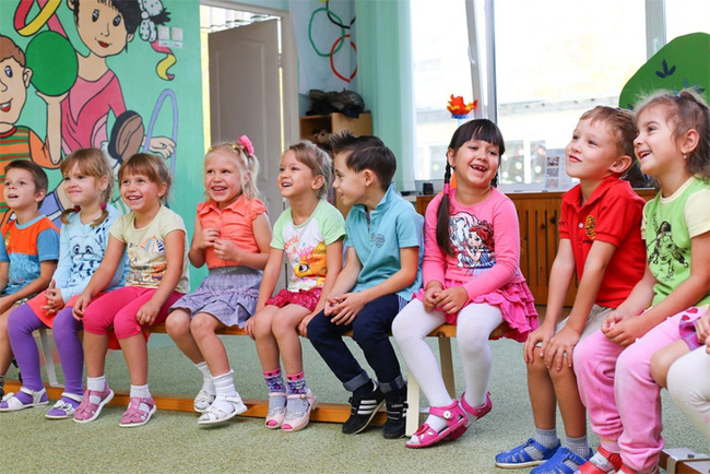 Trường mẫu giáo Đức dạy trẻ suy nghĩ độc lập chỉ bằng hai câu ngắn gọn rất đáng để cha mẹ Việt suy ngẫm-1