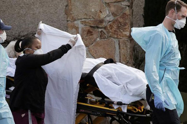 Nước Mỹ vắng vẻ lạ thường giữa đại dịch Covid-19: Những quảng trường, con đường, khu vui chơi nổi tiếng nay không một bóng người-21