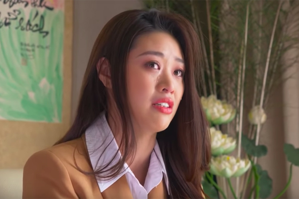 Hoa hậu Khánh Vân trẻ ra ít nhất 3 tuổi nhờ thay đổi cách trang điểm mắt, chị em cũng nên rút kinh nghiệm ngay-8