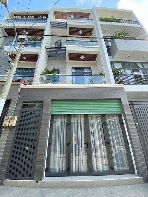 Vợ chồng Hải Băng rao bán nhà 5 tỉ đồng-2