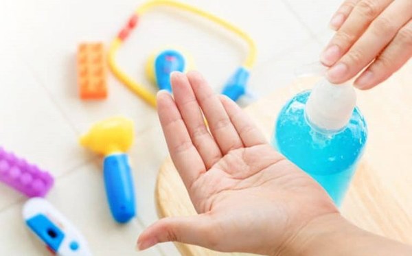 PGS.TS Nguyễn Duy Thịnh: Những lưu ý quan trọng khi ăn uống để phòng chống Covid-19 hiệu quả ngay cả khi gia đình quây quần bên mâm cơm tại nhà-3