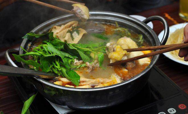 Muốn ăn món lẩu gà ngon, bổ thì cần tránh xa những loại rau quen thuộc này-4