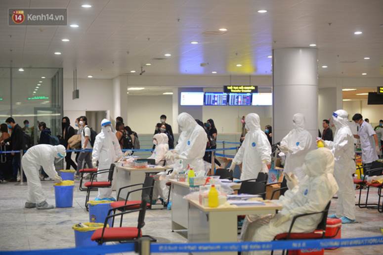 Hà Nội: Vì sao người dân nên ở nhà trong 2 tuần quyết định của Covid-19?-3