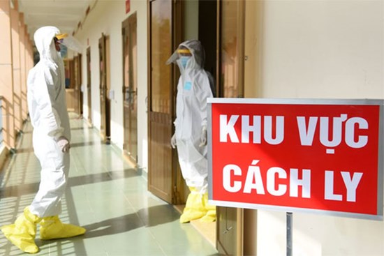 2 điều dưỡng nhiễm Covid-19, Bệnh viện Bạch Mai cách ly 243 người