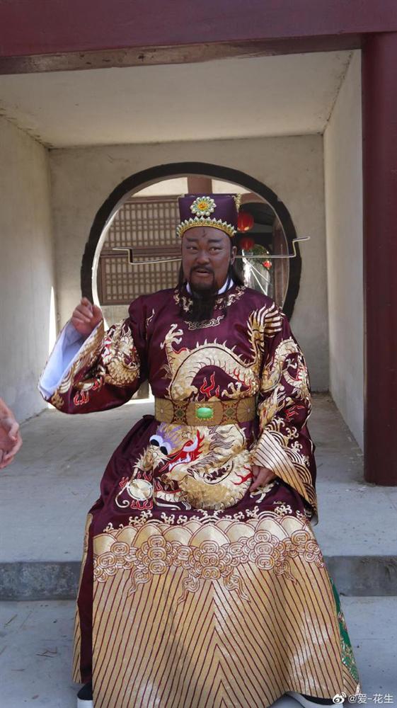 Sau 3 lần suýt chết, phải mổ khối u não 10 cm, sức khỏe của Bao Thanh Thiên hiện ra sao?-1