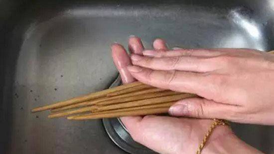 Những sai lầm cực nguy hiểm mà nhiều người vẫn mắc khi rửa bát-4