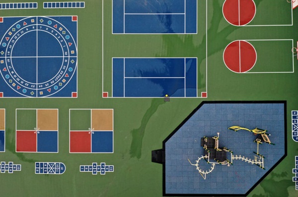 Nước Mỹ vắng vẻ lạ thường giữa đại dịch Covid-19: Những quảng trường, con đường, khu vui chơi nổi tiếng nay không một bóng người-15