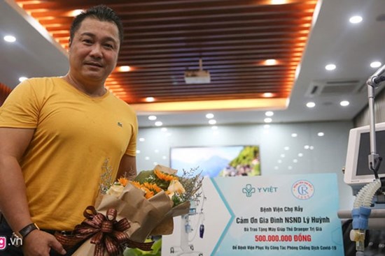 Gia đình nghệ sĩ Lý Hùng góp 500 triệu đồng chống dịch Covid-19