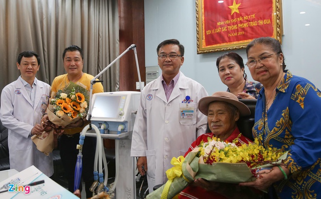 Gia đình nghệ sĩ Lý Hùng góp 500 triệu đồng chống dịch Covid-19-2