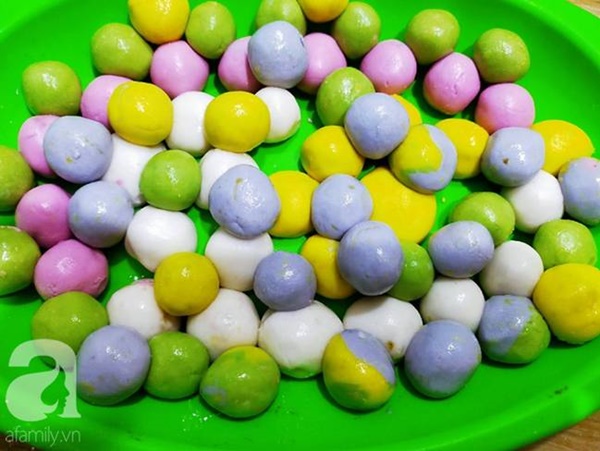 Mùng một đầu tháng làm bánh trôi ngũ sắc mong tháng mới bình an-4