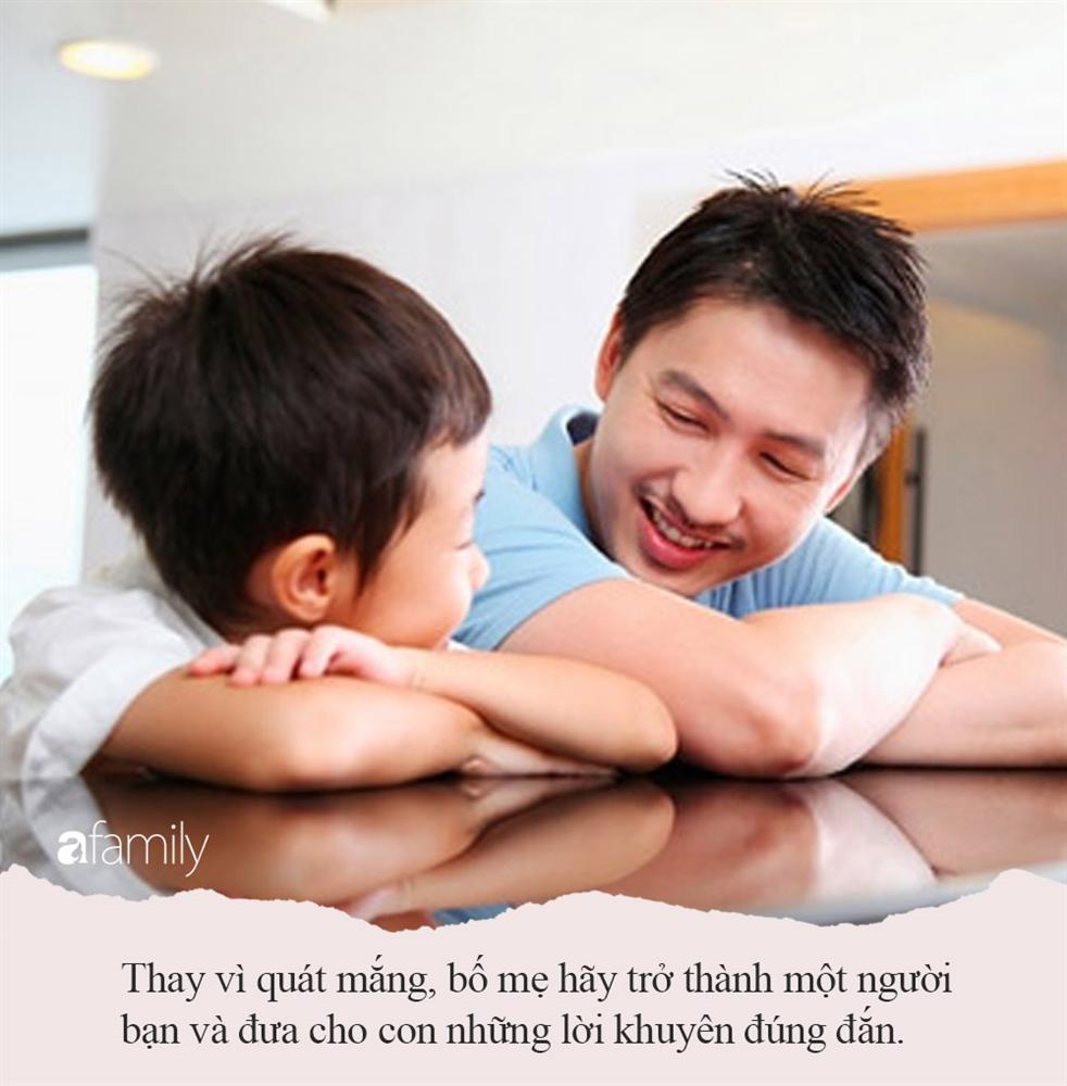 Con gái lớn lên xinh như hoa hậu, mẹ chưa kịp vui mừng thì lo lắng khi thấy những thứ con lén giấu dưới gối-3