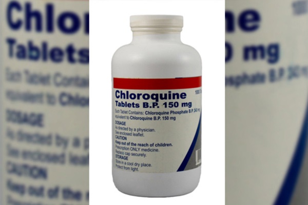 Mỹ: Chồng chết, vợ nguy kịch khi tự ý uống chất giống thuốc chống sốt rét chloroquine để phòng Covid-19-1