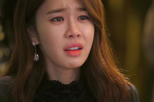 Vô tình gặp lại bạn gái cũ của anh trai sau 4 năm, em kinh hãi đến lặng người nhìn đứa trẻ đi bên cạnh chị-2