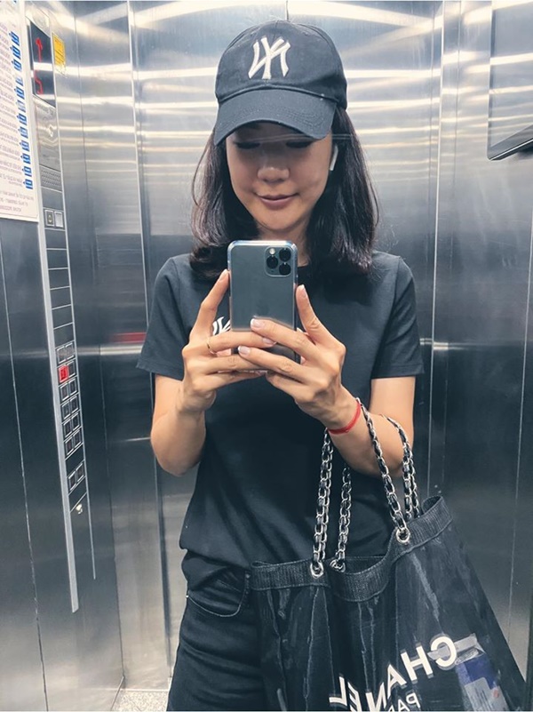 Lâu lắm chẳng được đi bay, nữ cơ trưởng Huỳnh Lý Đông Phương có chút điên rồ” và tiết lộ thường xuyên kiếm chuyện với người khác-3