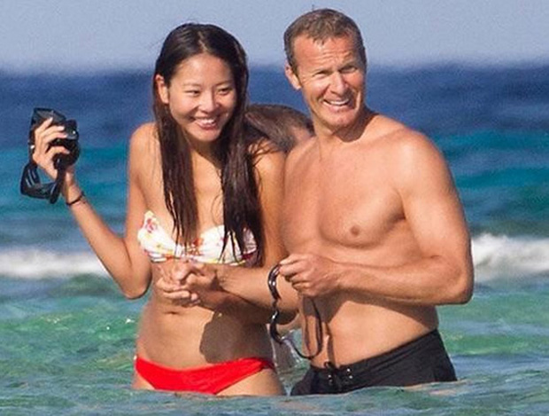 Tiểu tam nức tiếng Trung Quốc: Trắng trợn giật bồ ân sư Naomi Campell, trả giá bằng sự nghiệp Hoa hậu lụi tàn-9