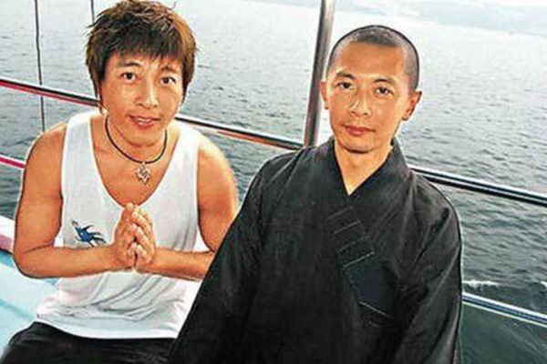 Tài tử Tiếu Ngạo Giang Hồ: Thiếu gia khét tiếng ăn chơi, ném cả chục tỷ đánh bạc, bất ngờ tỉnh ngộ đi tu-8