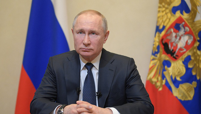 Khuyến khích dân ở nhà vì Covid-19, Tổng thống Nga Putin tuyên bố cho người lao động nghỉ 1 tuần vẫn được hưởng lương-1