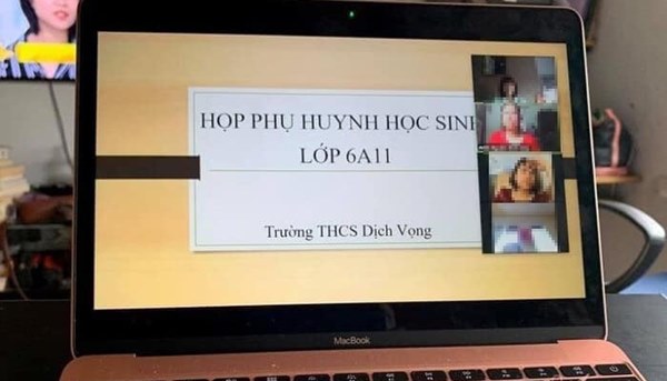 Nhà trường tổ chức họp phụ huynh online trong mùa dịch, ai nấy phì cười nghĩ đến 1 viễn cảnh hài hước sẽ xảy đến với học sinh-1