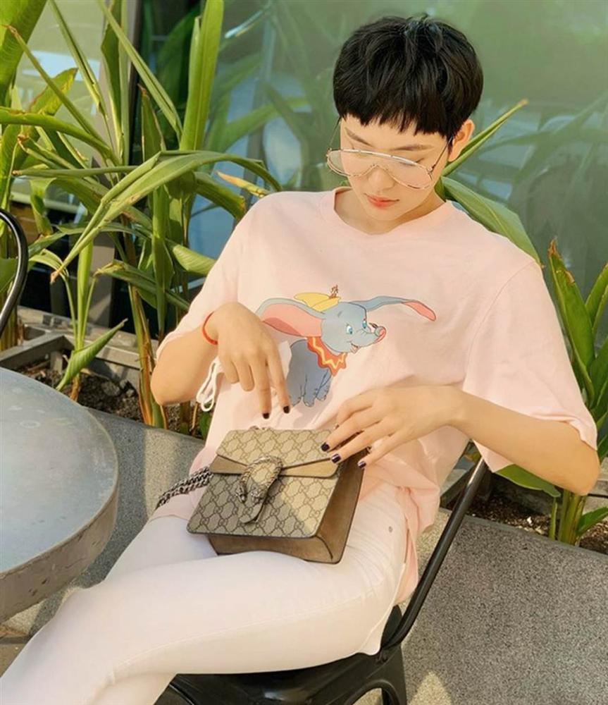 Hiền Hồ ngày càng chuộng mặc đồ gợi cảm và dùng nhiều hàng hiệu-12