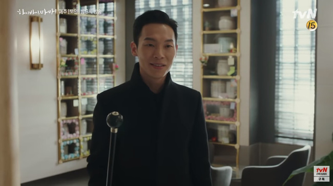 Hi Bye, Mama: Kim Tae Hee hóa chị đại xã hội đen siêu ngầu, đối đầu với thần chết Pyo Chi Su (Crash Landing On You)?-7