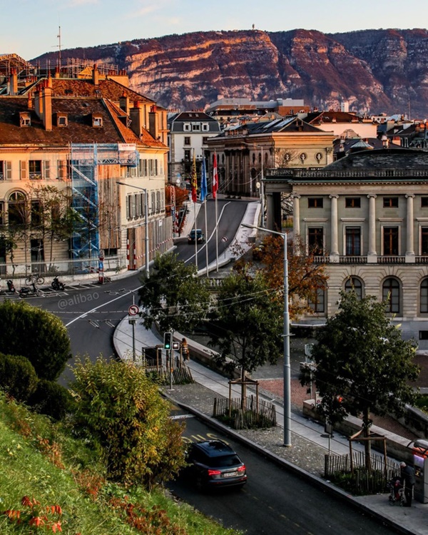 3 thành phố châu Á lọt danh sách đắt đỏ nhất thế giới: Osaka leo lên vị trí dẫn đầu-10