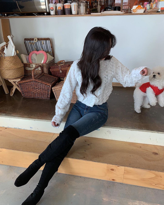 4 lối lên đồ với skinny jeans đảm bảo ăn tiền, vừa tôn dáng lại vừa trendy chẳng ai dám chê bạn lỗi mốt-1