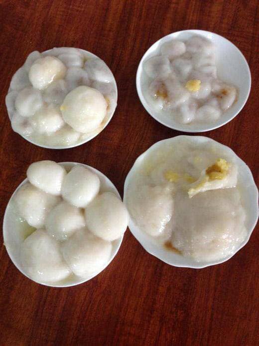 Con giúp bố mẹ làm bánh trôi nước, nhìn thành quả tan nát khiến ai cũng cười nghiêng ngả-2